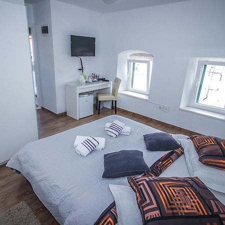 Guest House Vagabundo Imb สปลิท ภายนอก รูปภาพ